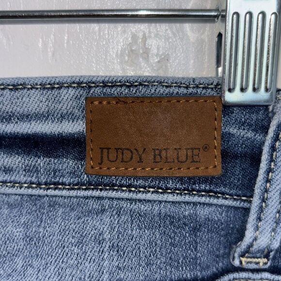 Judy Blue stretchy skinny woman’s jeans 5 pockets distressed size 5/27. - Picture 5 of 10